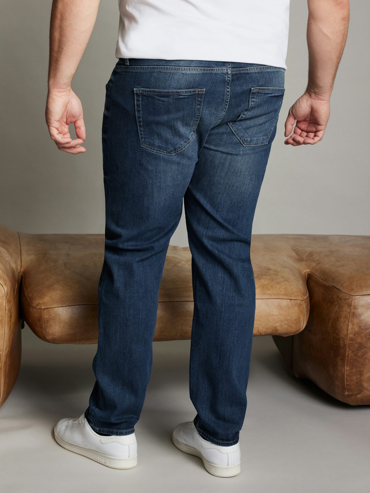 Blue Nevada Fit Jeans | Men |